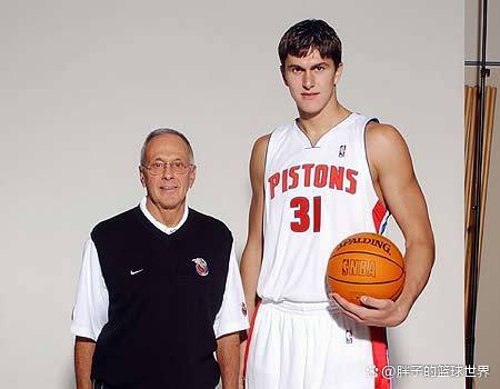 生不逢时毁了他们，若换个时代，这九位角色球员最差也是准全明星