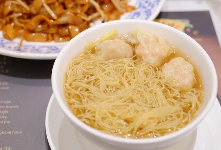 来香港必去吃美食铜锣湾,来香港必吃美食旺角