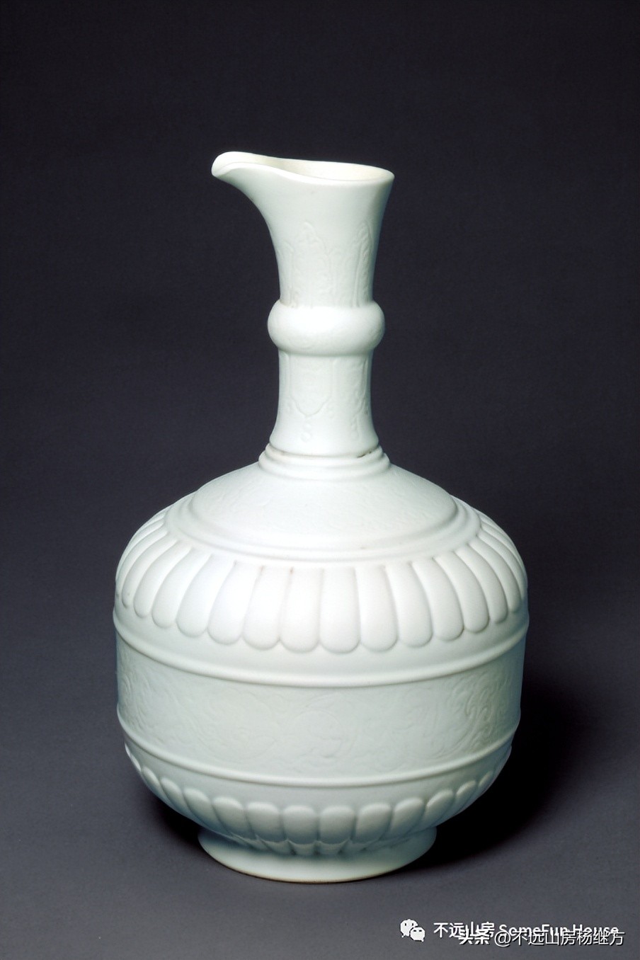 雍正黄色釉瓷器图,清代雍正朝粉青釉瓷器鉴赏