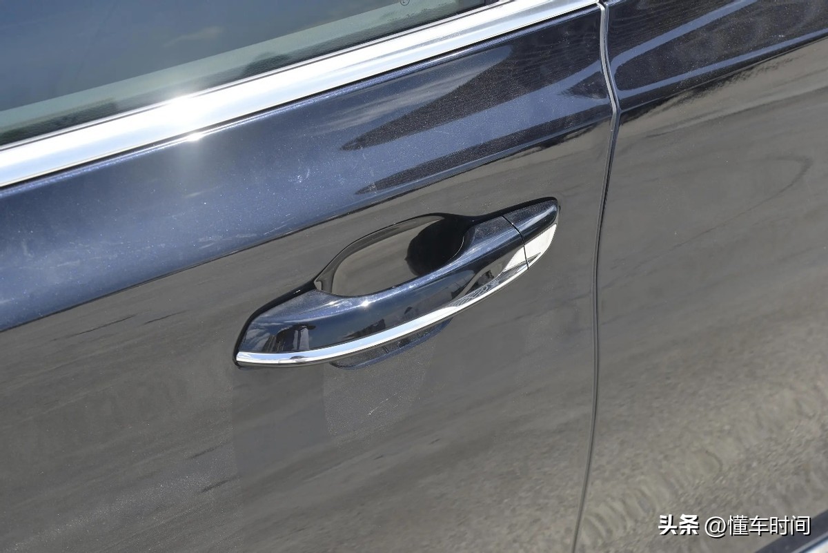 了解一下最新款的红旗h5,2.0th5红旗