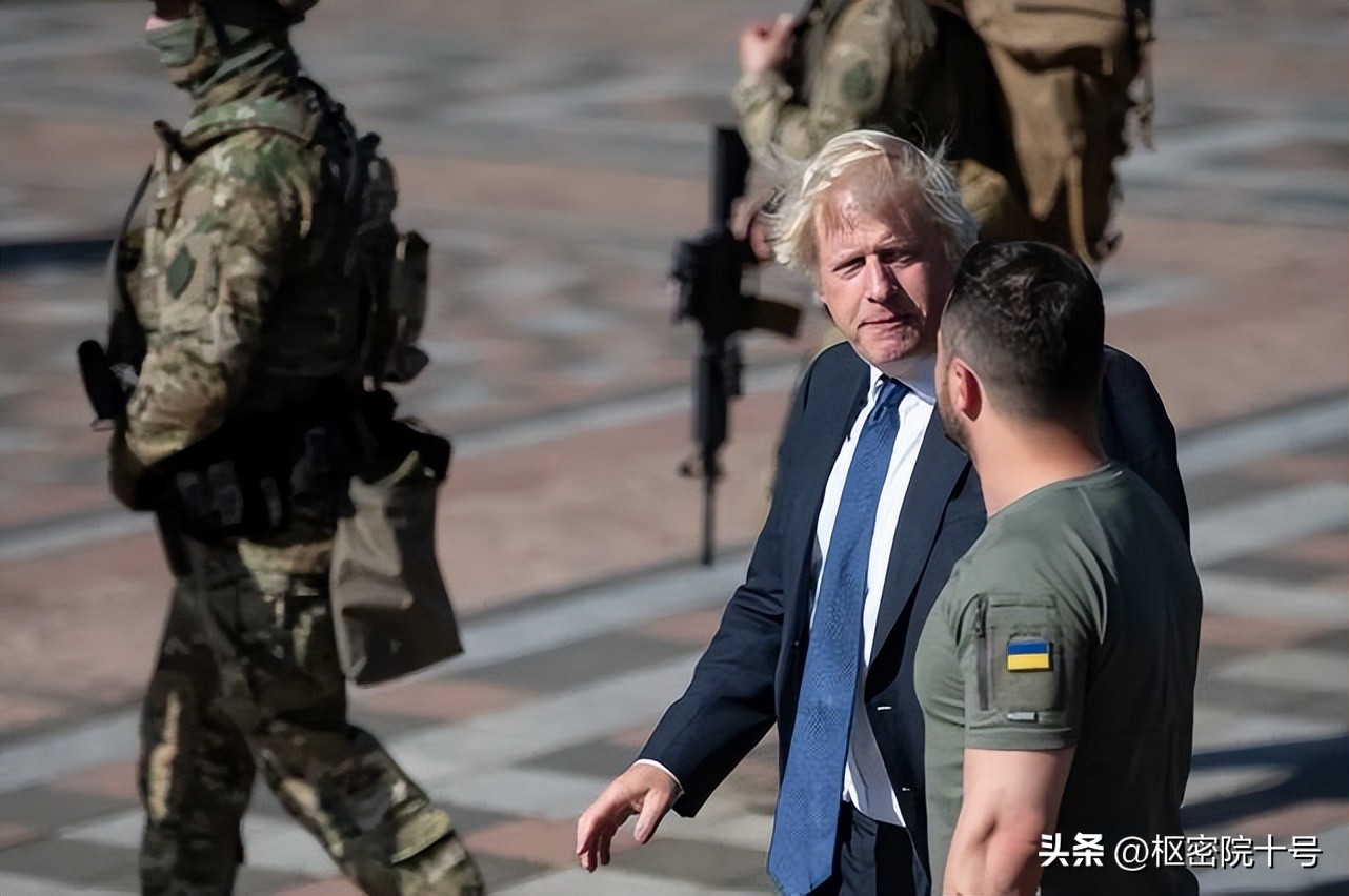 最贵最小的无人机,世界最贵小型无人机