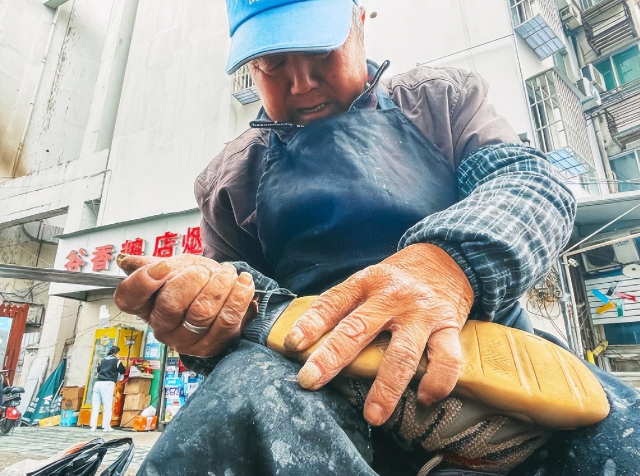 鞋子开胶用了502怎么补救,鞋子开胶可以用502吗