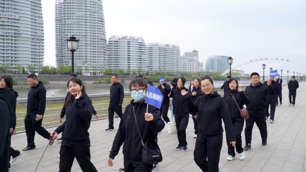 五四青年节生逢其时为之奋斗,生而逢盛世青年当有为思政课