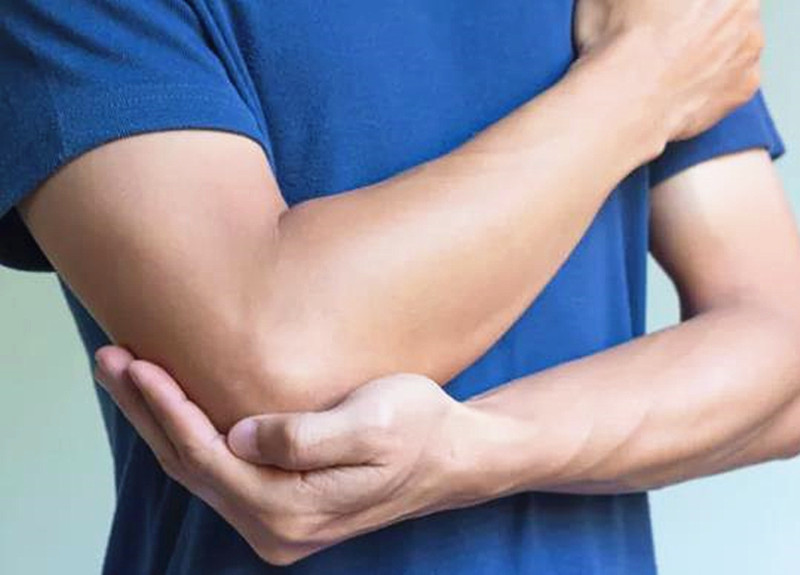 胳膊肘时不时会酸痛是什么原因,胳膊肘网球肘疼痛怎么治疗