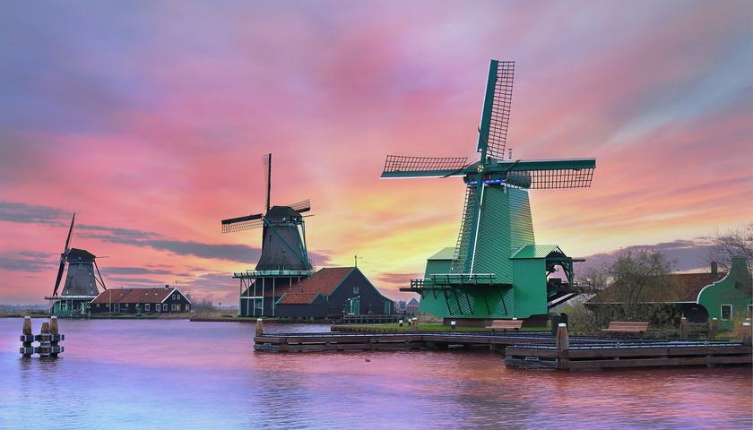 荷兰女性第一次来中国,荷兰女性走在大街上视频