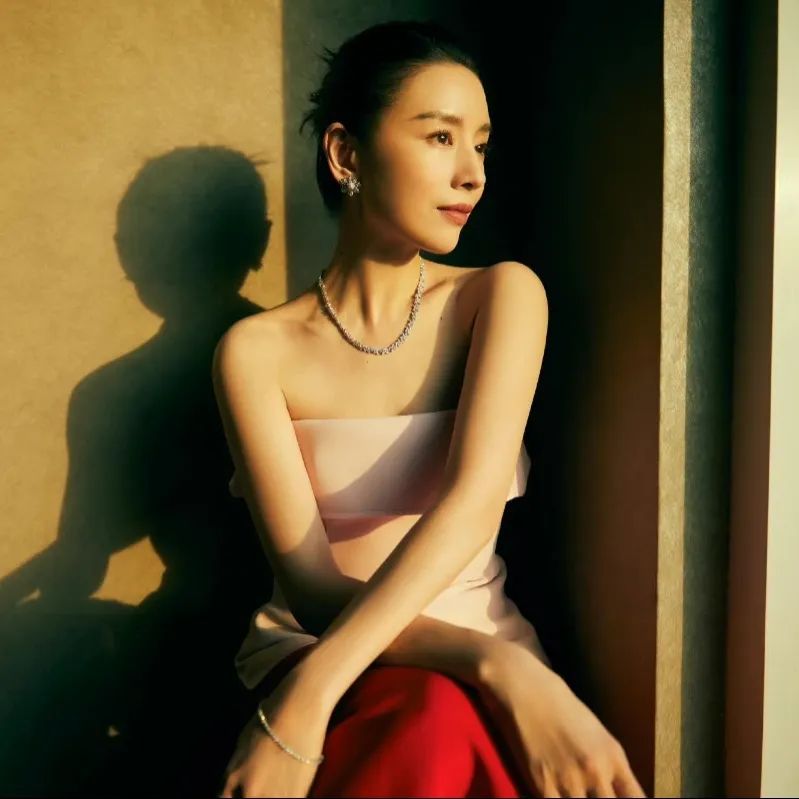 马思纯郭敬明,郭敬明马思纯