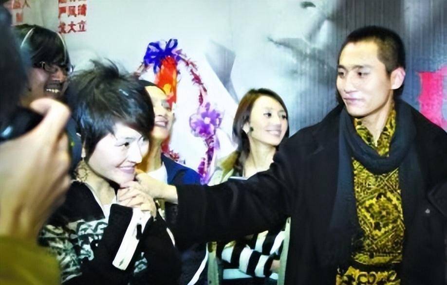 谢娜与刘烨的爱情故事是什么,谢娜和刘烨多久在一起的