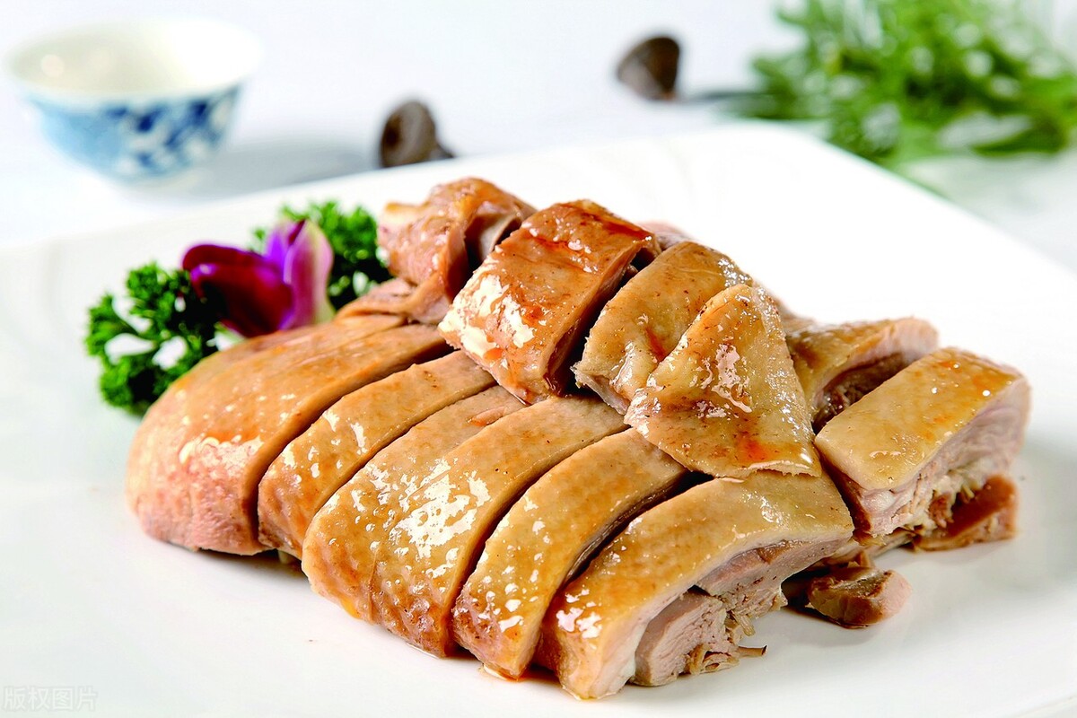 尝一口就忘不掉的南京特色美食,南京美食排行榜前十名小吃全集