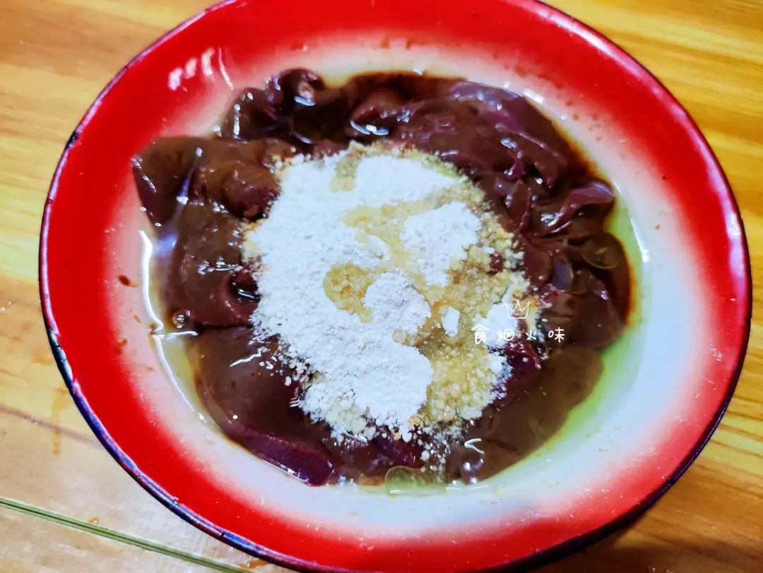 夜间吃什么食物补气血最好,补气血吃什么食物最好最有效果