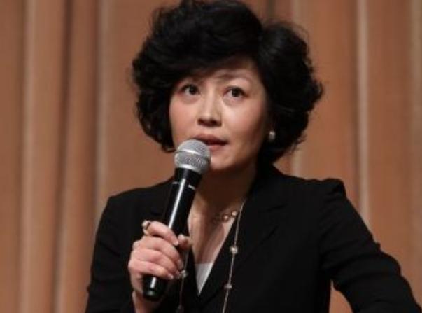 李咏的妻子哈文患了什么病,主持人李咏是哪年去世的