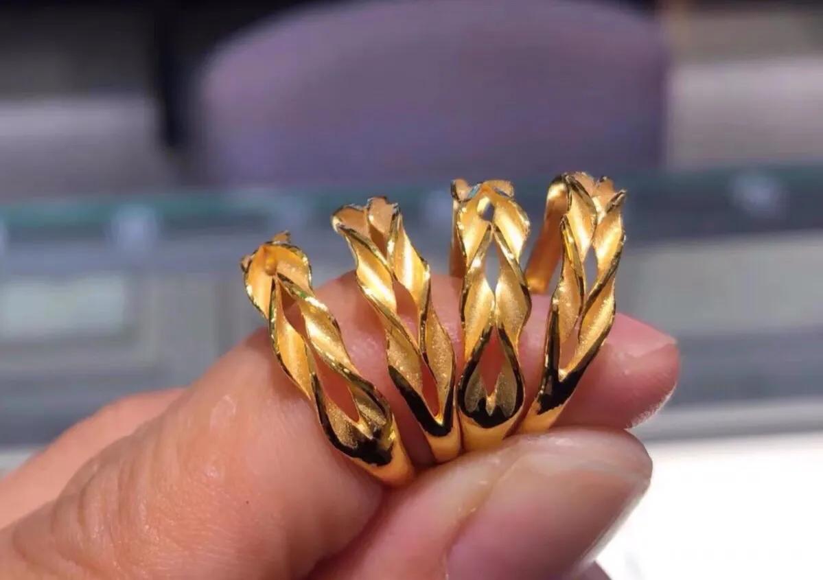 黄金女戒款式推荐,适合年轻人的黄金对戒品牌