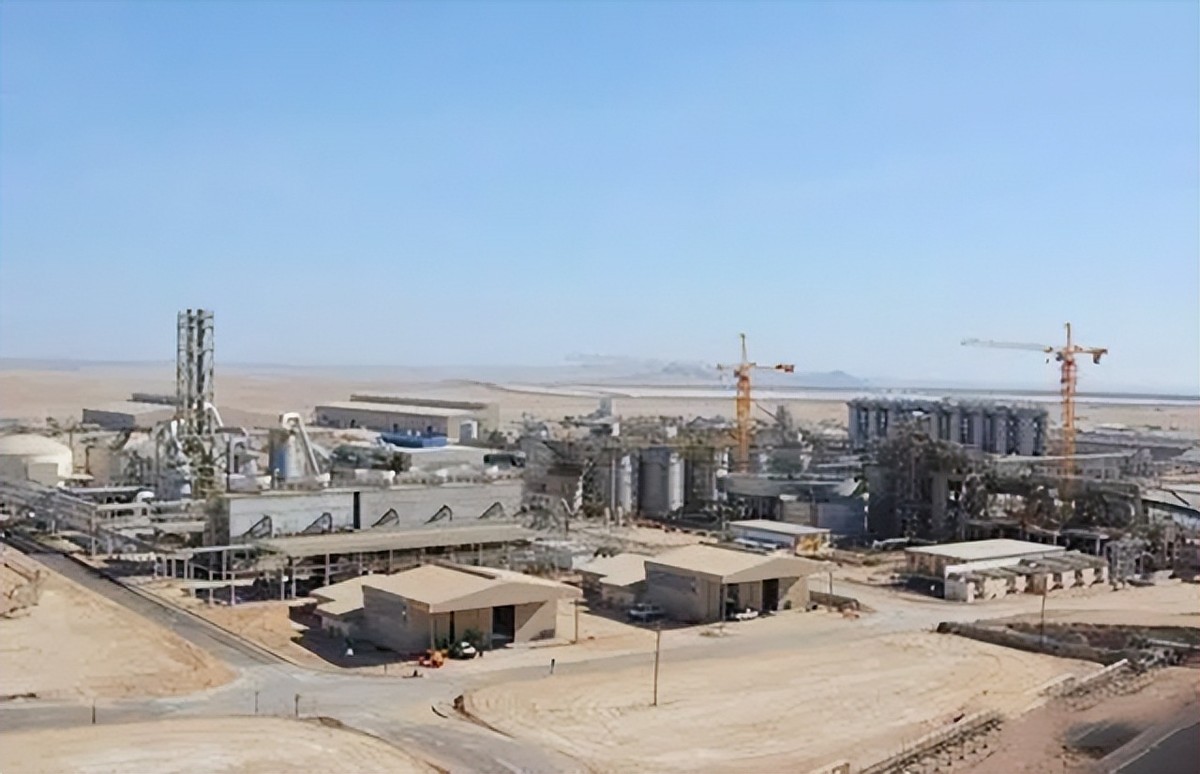 中国援助纳米比亚4000吨大米,中国援助450吨粮食