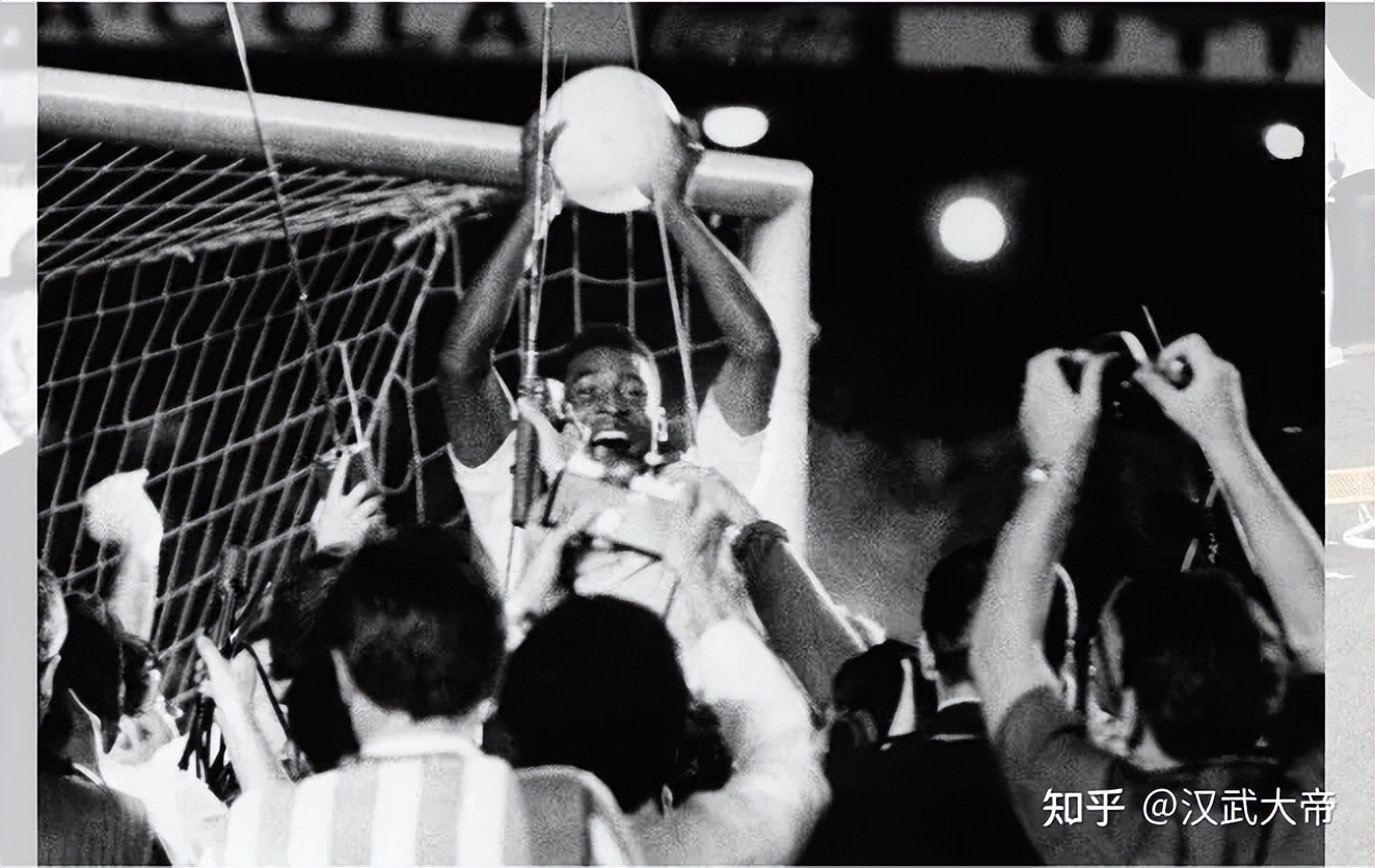 1970年世界杯巴西球员缅怀贝利,巴西足球第一人贝利