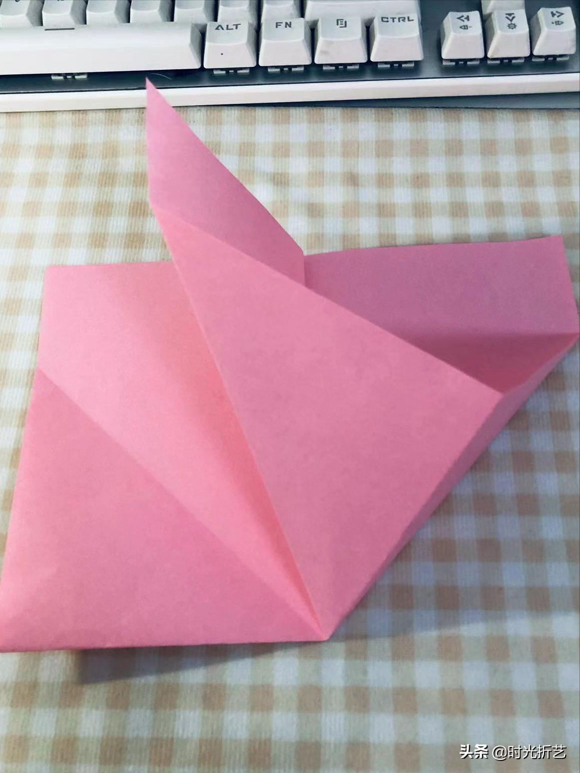 图解折纸教程,苍蝇纸盒的折纸方法