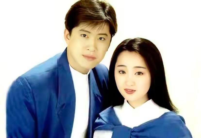 不婚、接廉价商演、走穴…一首歌唱一辈子的老牌歌星，现状各不同