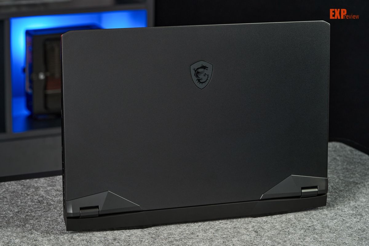 微星冲锋坦克ProGP76游戏本评测：光追战场的大火力输出位