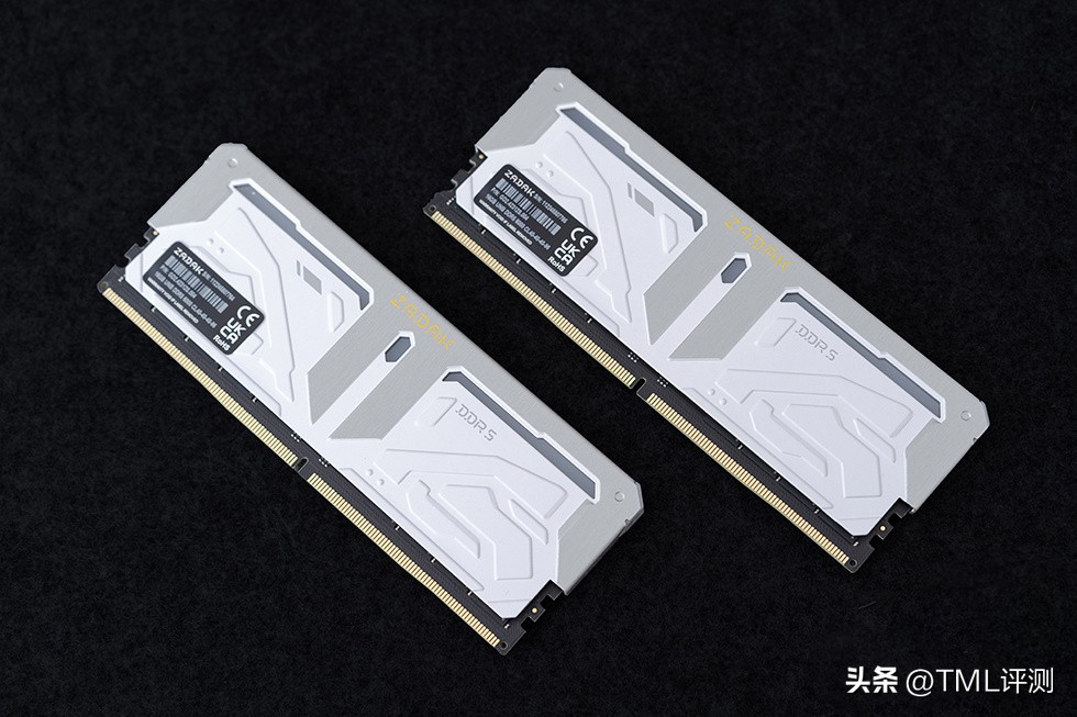 联力新款P28性能风扇,联力v2风扇