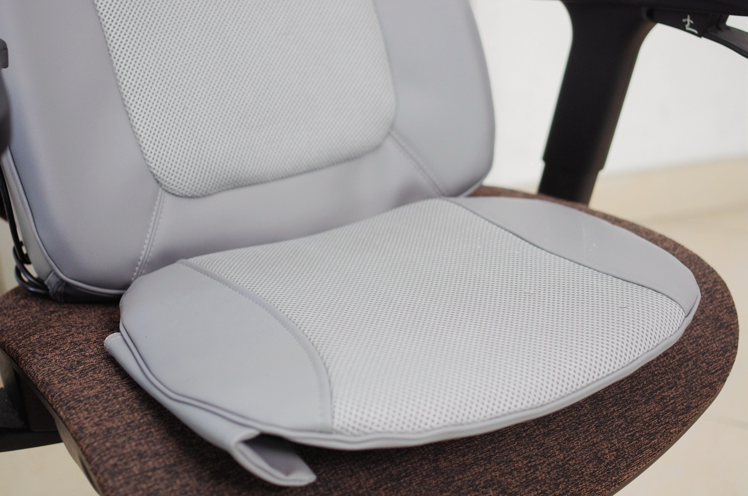 奥佳华1106按摩靠垫评测,坐久了腰酸缓解