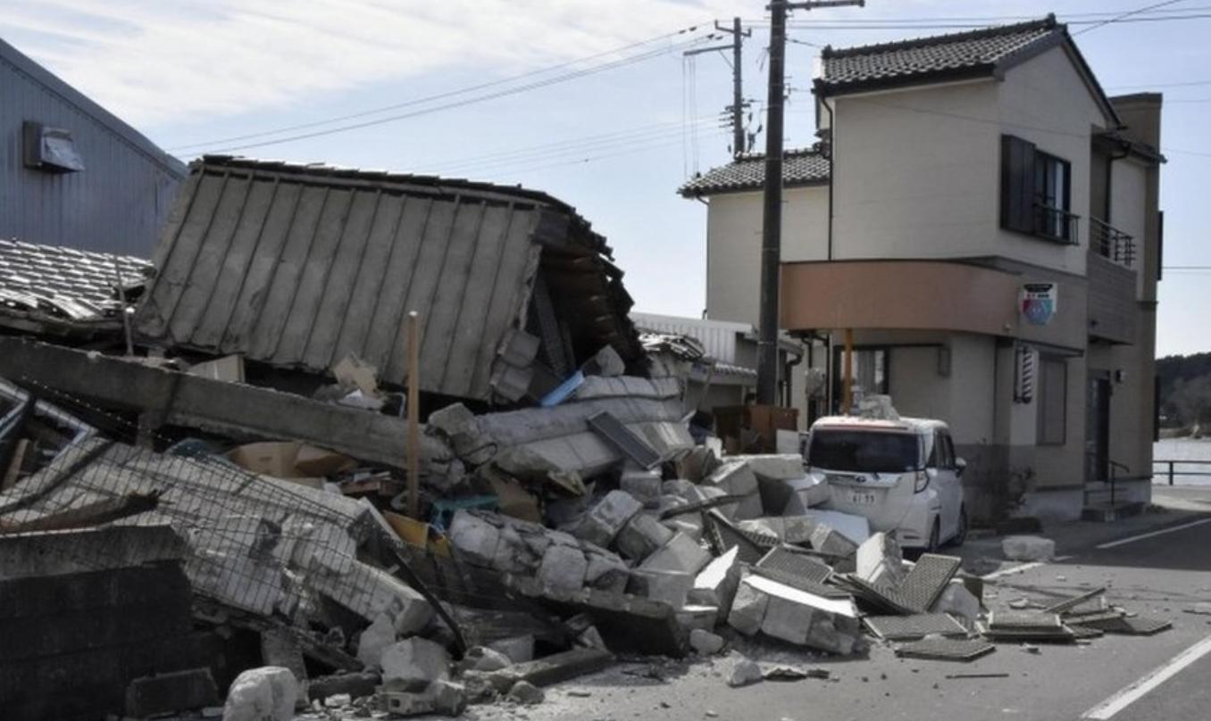 5.12汶川地震是多少级,15.9级地震的样子