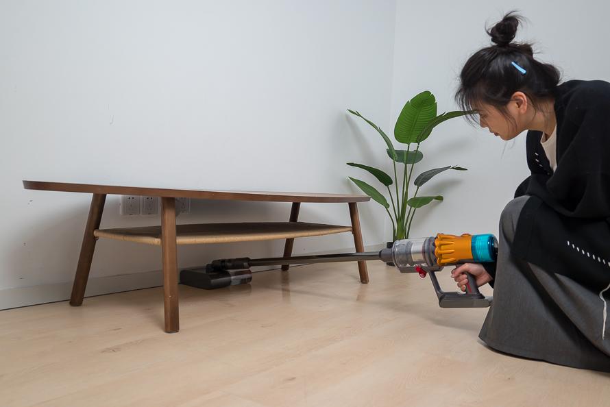 戴森洗地吸尘器v12nautik测评,戴森新品V12洗地吸尘器