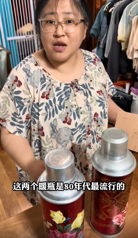 她是全网最能买“废品”的女人，凭“谎报”价格，圈粉480万