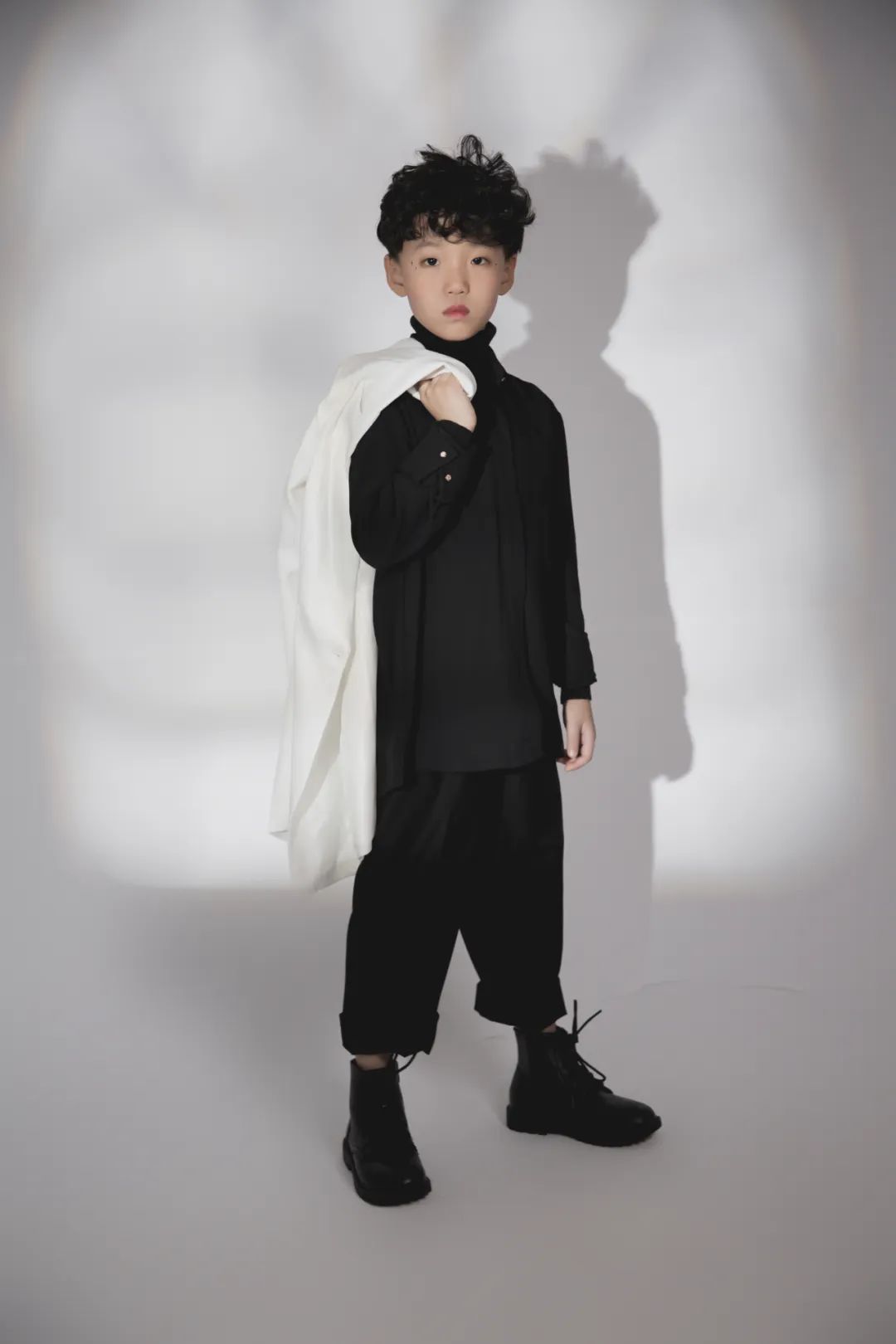 张尹俊|受邀担任2022完美童模潍坊赛区形象代言人