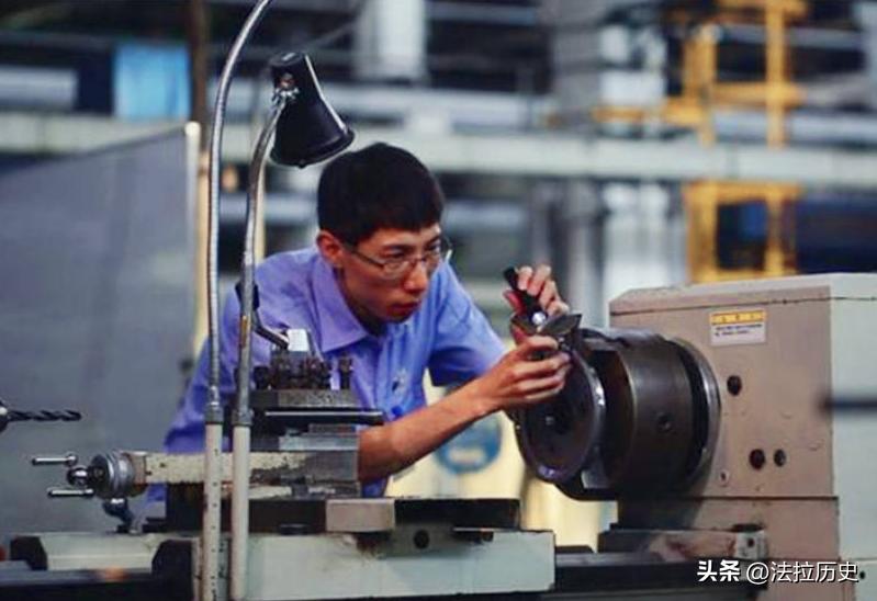 给你1000万离开中国！美国开出天价薪资，只为挖走一名中国技校生