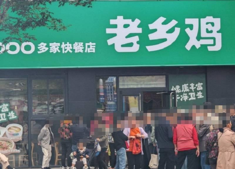 亿万富豪在餐厅的举动,亿万富豪意外落难街头