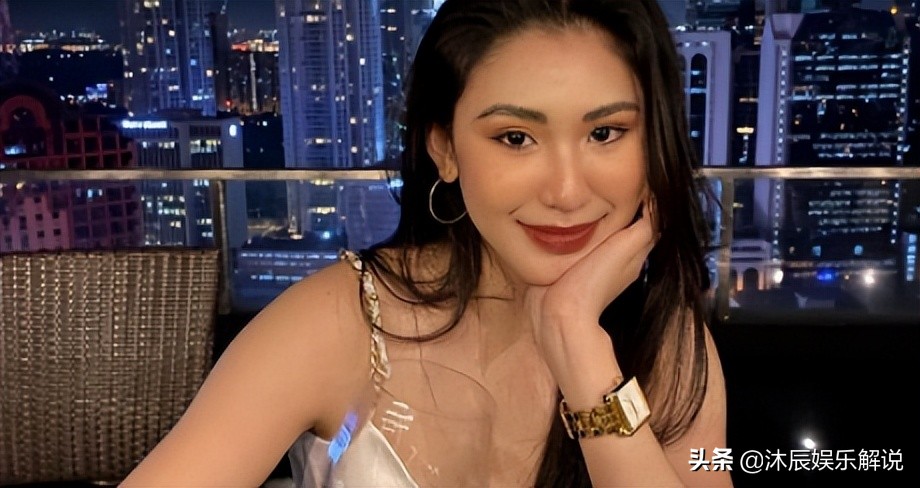 23岁貌美空姐在酒店离奇暴毙,23岁网红空姐酒店浴缸内身亡