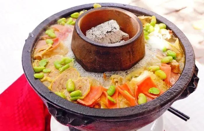 昆明市里哪些餐厅好吃又实惠,昆明100家餐厅名单