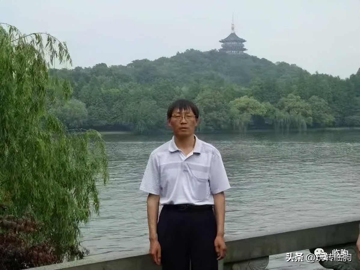 忠诚奉献铸师魂,凝心铸师魂