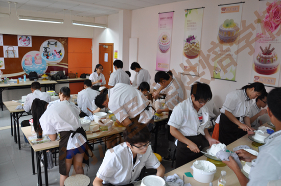 蛋糕西点培训机构,蛋糕培训机构一览表