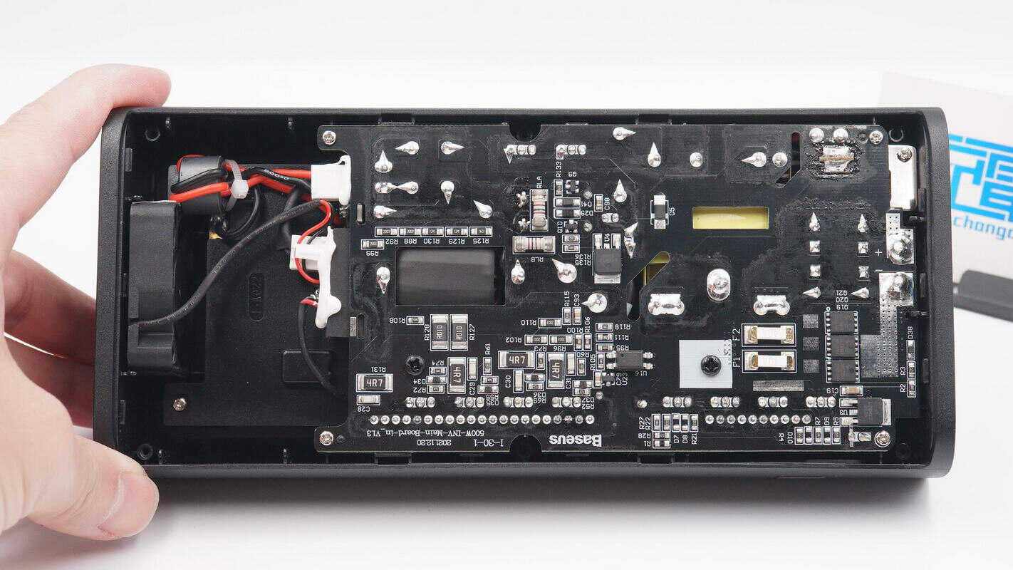 倍思新款150w逆变器,倍思500w车载逆变器