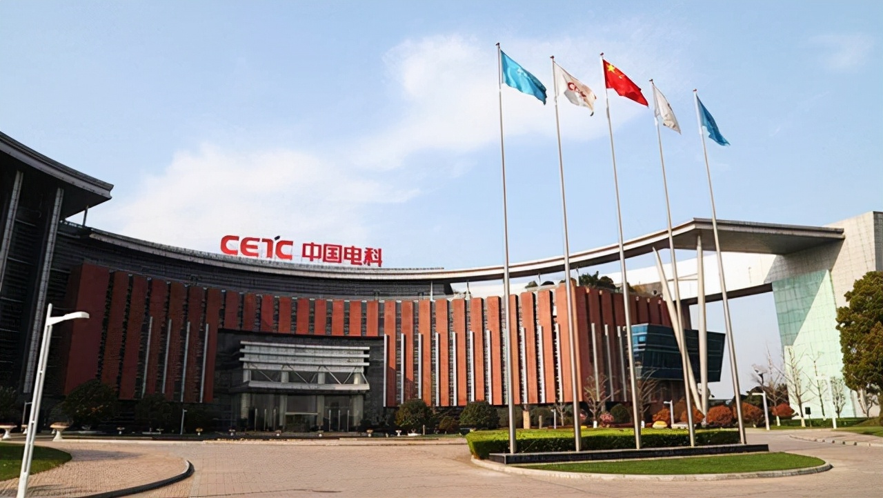 厄瓜多尔卖武器,厄瓜多尔低价购买装备