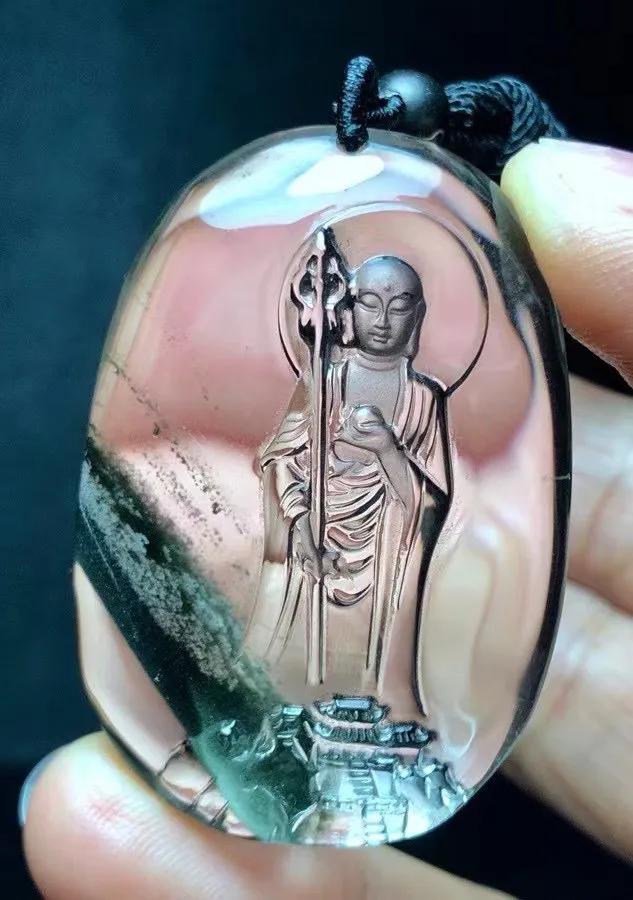 珠宝玉石鉴赏2000字,珠宝鉴赏原石视频