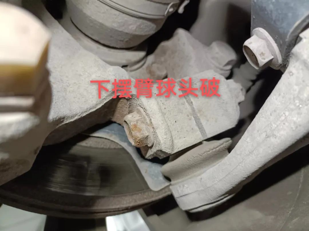 09天籁全车翻新整改多少钱,日产天籁自己撞烂了维修多少钱