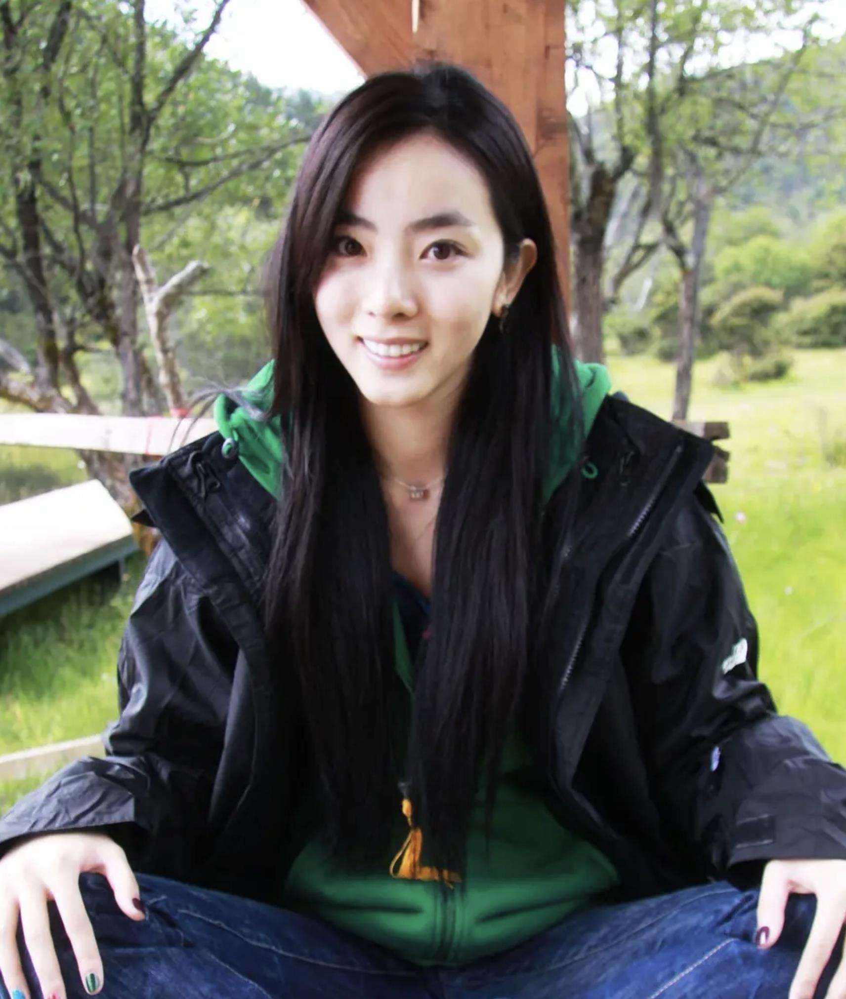 9位春晚主持人今昔对比,2017央视春晚五位主持人