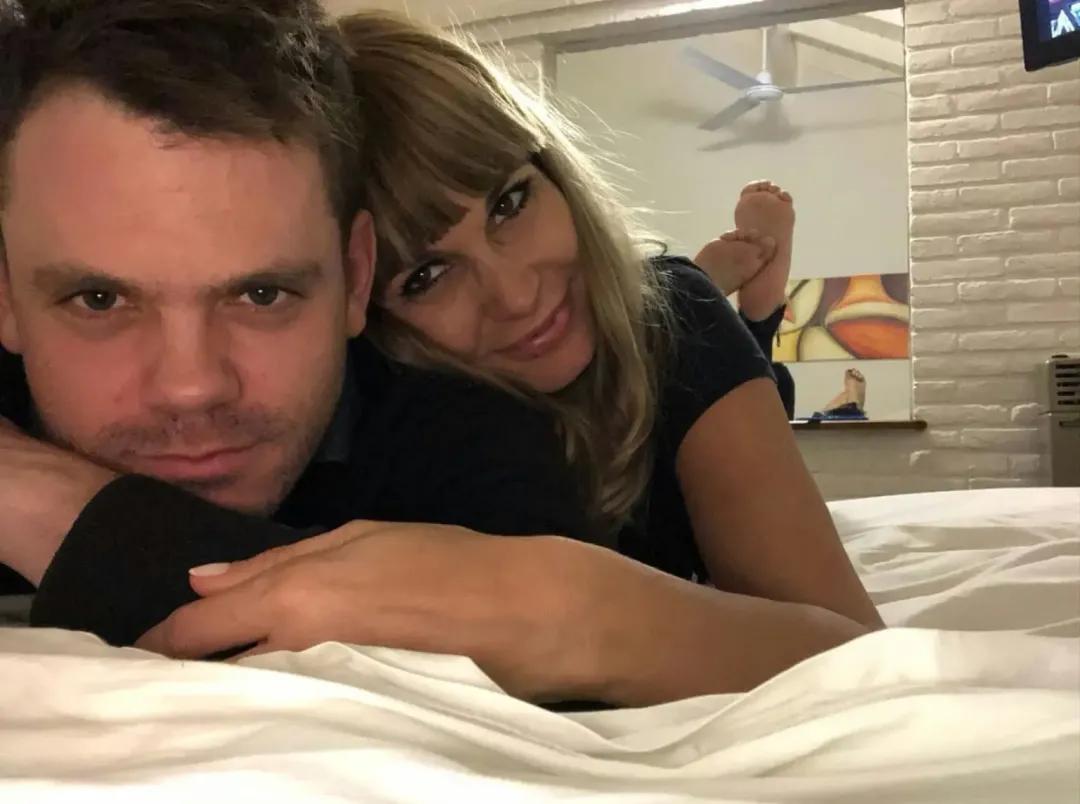 为阻止前男友和新欢旅行，外国空姐谎称机上有*弹炸**？或被判6年！