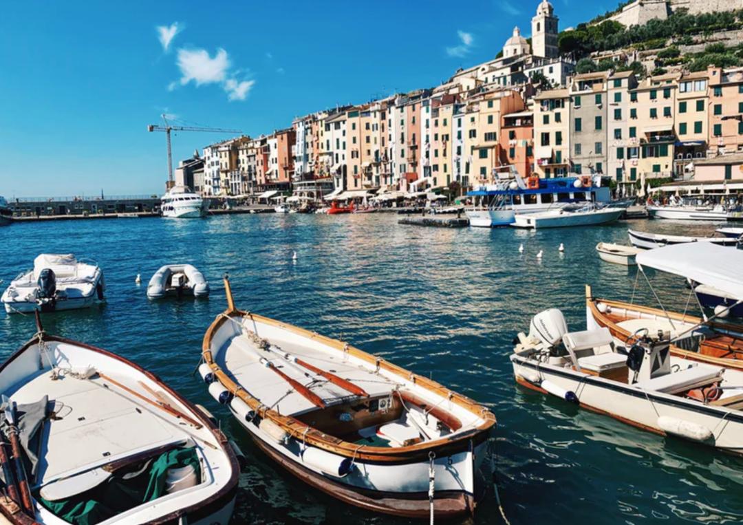 中国入境隔离时间暴减,改成7+3,全面放宽,回国容易了