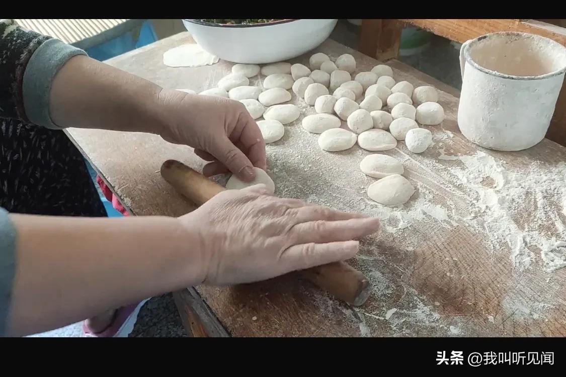 那天下午小王去买豆腐，回家不到5分钟，被警察带走，一走就是8年