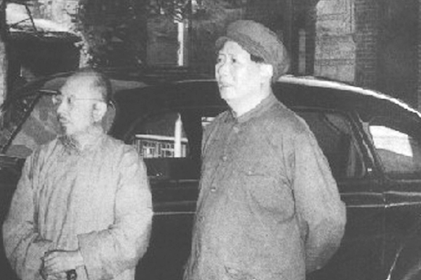 1936年红军东征,毛主席写下一首词,9年之后蒋介石为此大动干戈