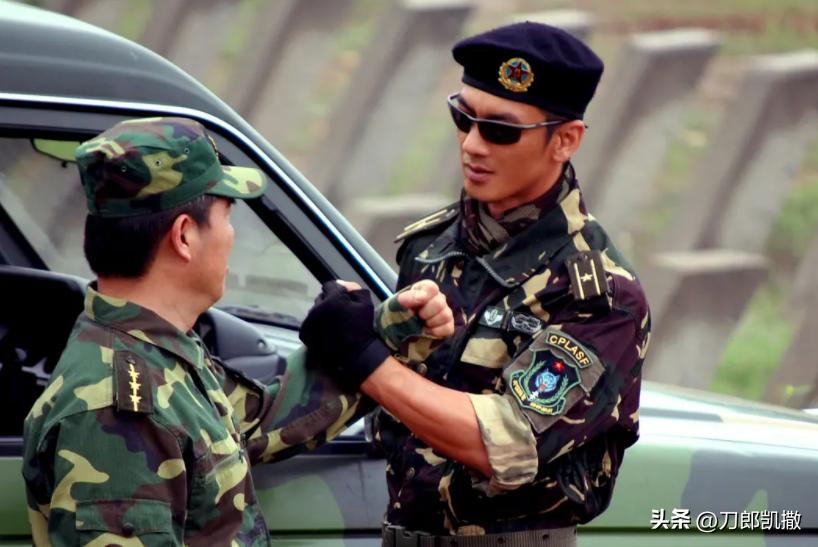 我是特种兵退役十年,我是特种兵13年后重回部队