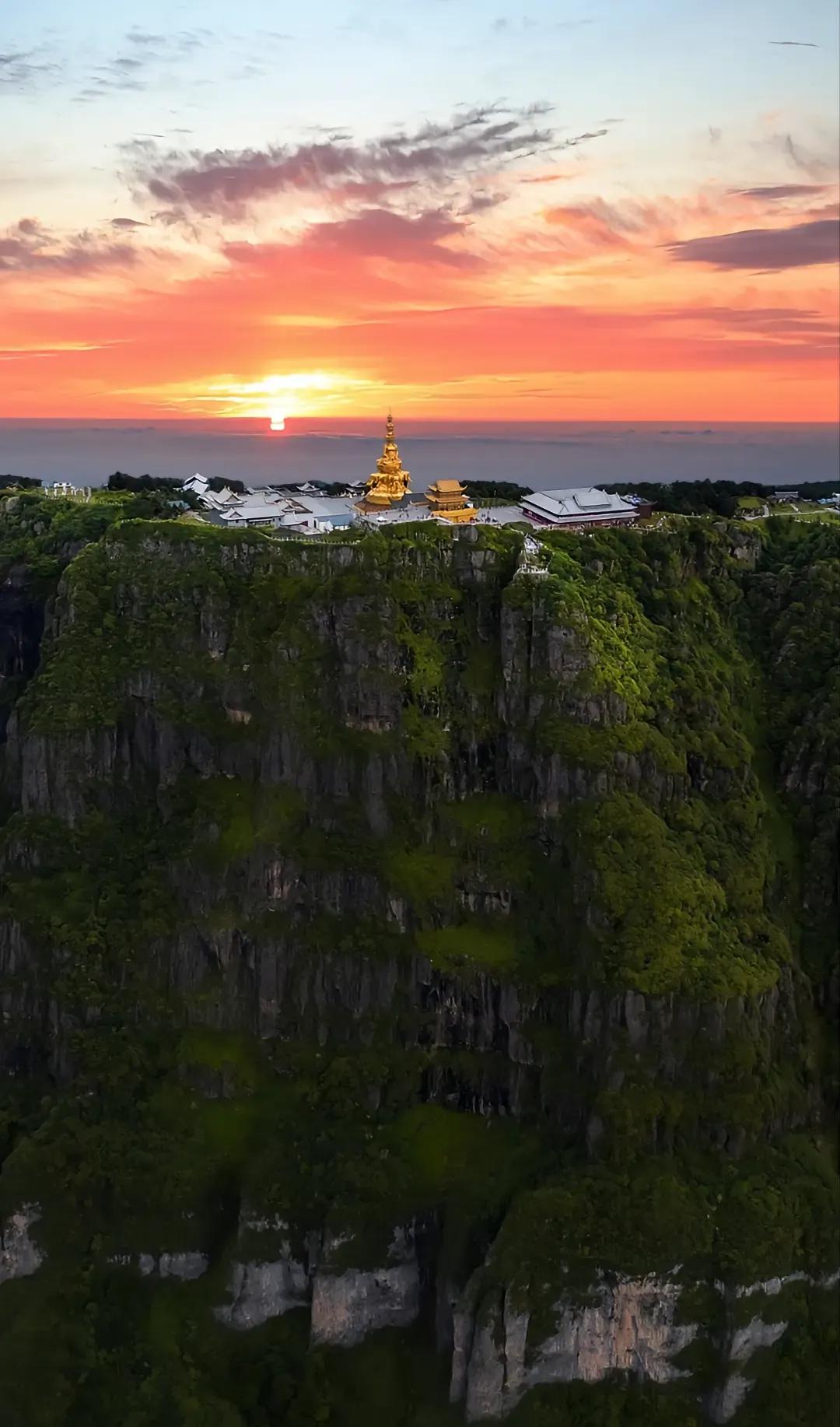 峨眉山的历史故事和神话传说,峨眉山美景背后故事
