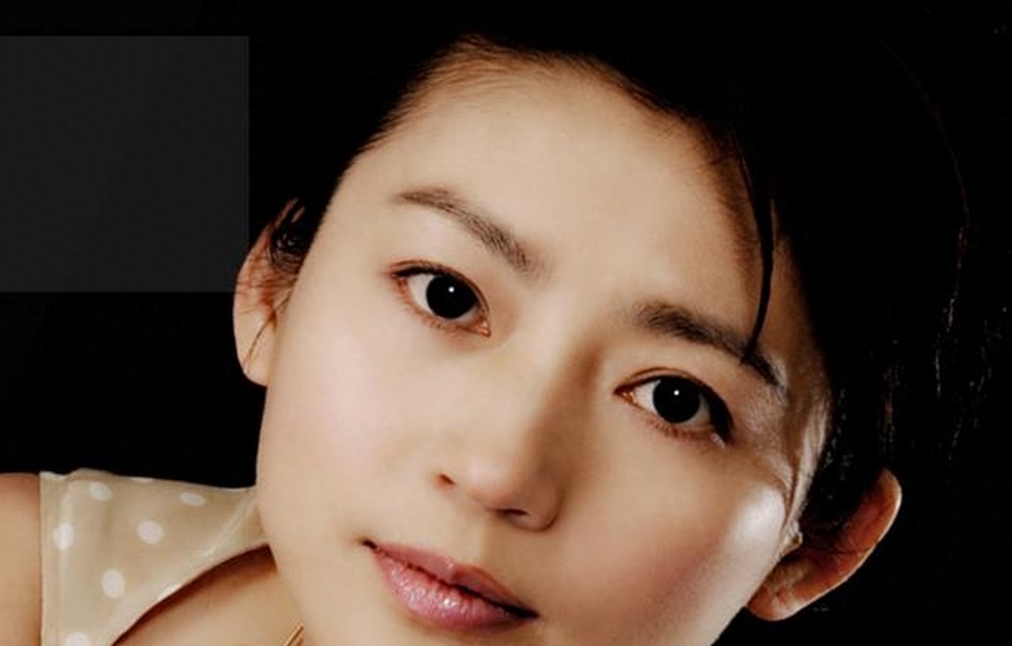 央视一姐王小丫的视频,央视主持人王小丫2000年身体状况