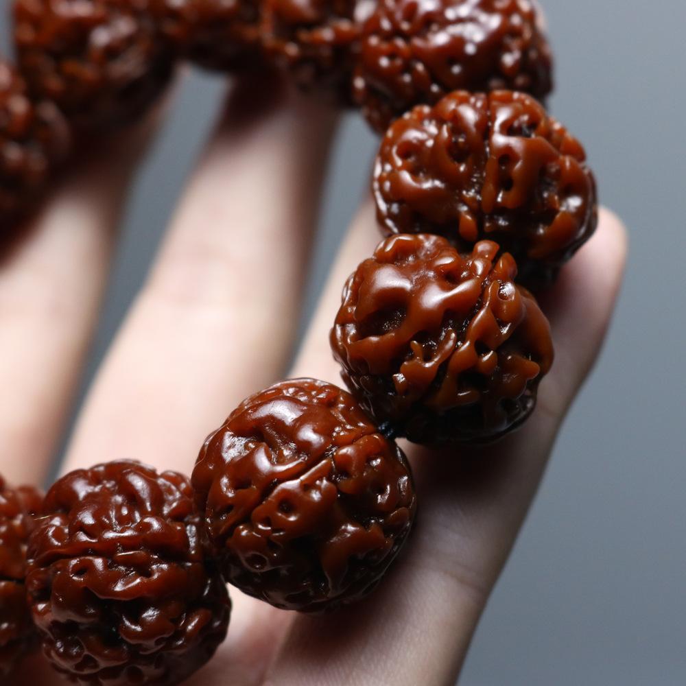 菩提手串包浆原理,文玩基础知识金刚菩提的返碱