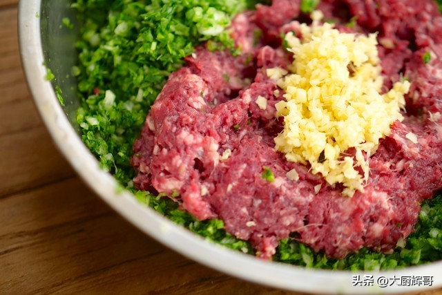 几种春节饺子馅做法小技巧,秋季素馅饺子十种饺子馅的做法