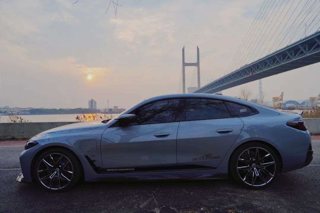 宝马i4车主真实感受,油改电宝马i4值得买吗