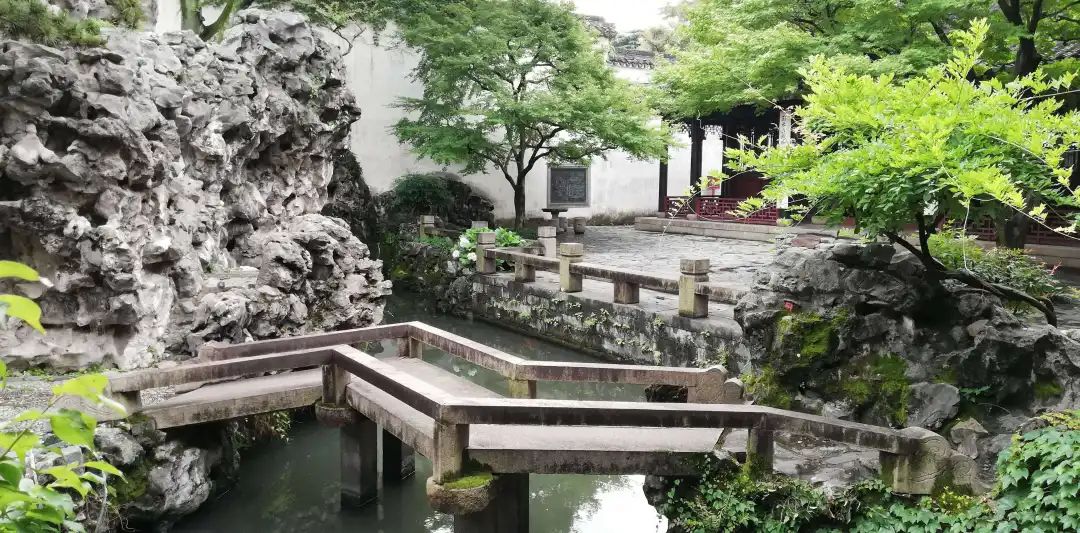 如何看待大S汪小菲矛盾再升级,从法律角度如何看待大s和汪小菲