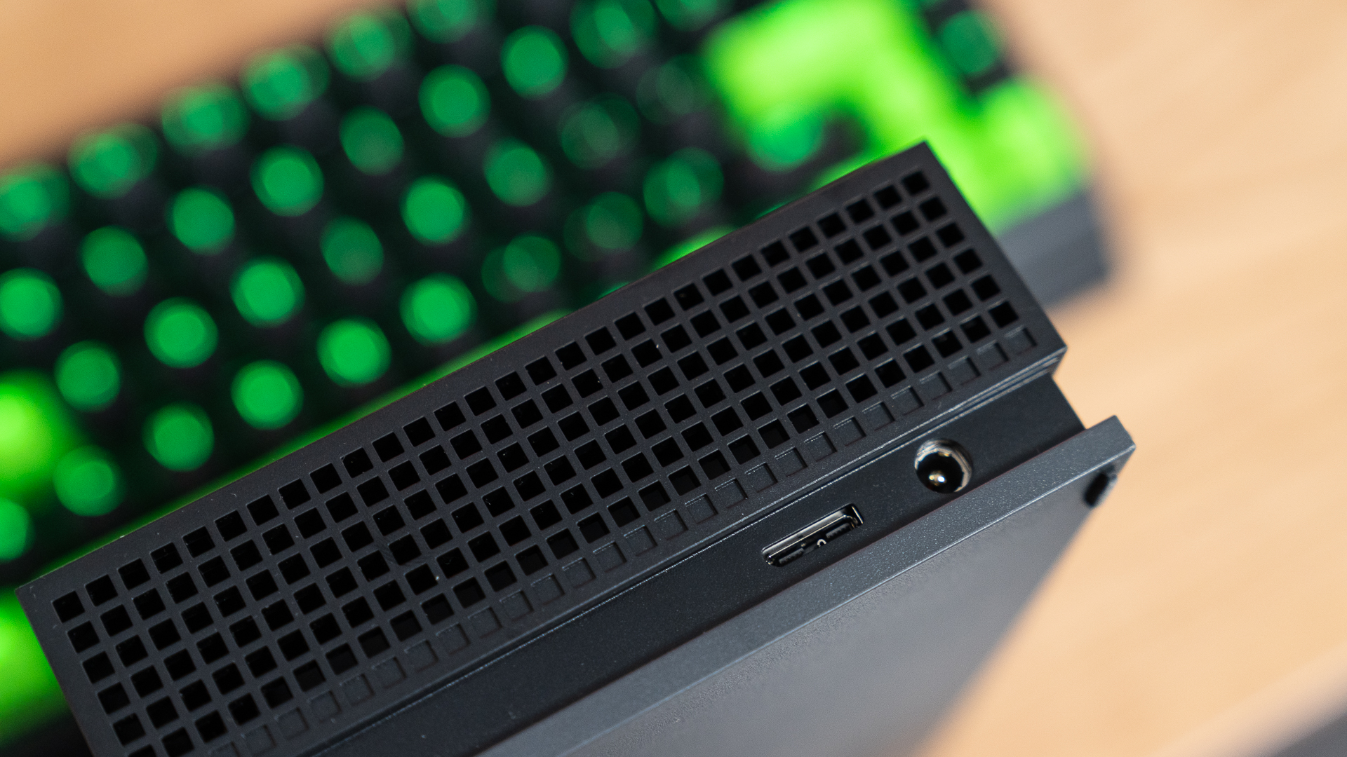 游戏桌面大改造,一个简单的游戏桌面