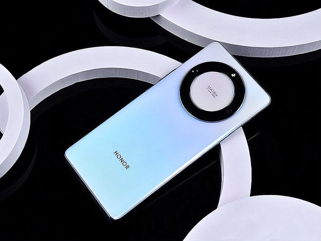 华为和荣耀的旗舰机哪个品质好,最新款华为和荣耀建议买哪个